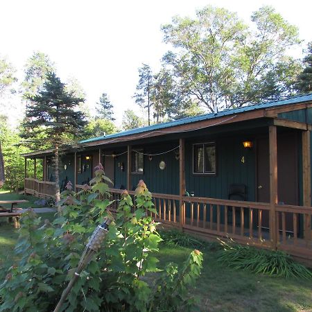 Best Bear Lodge & Campground Irons Exteriör bild