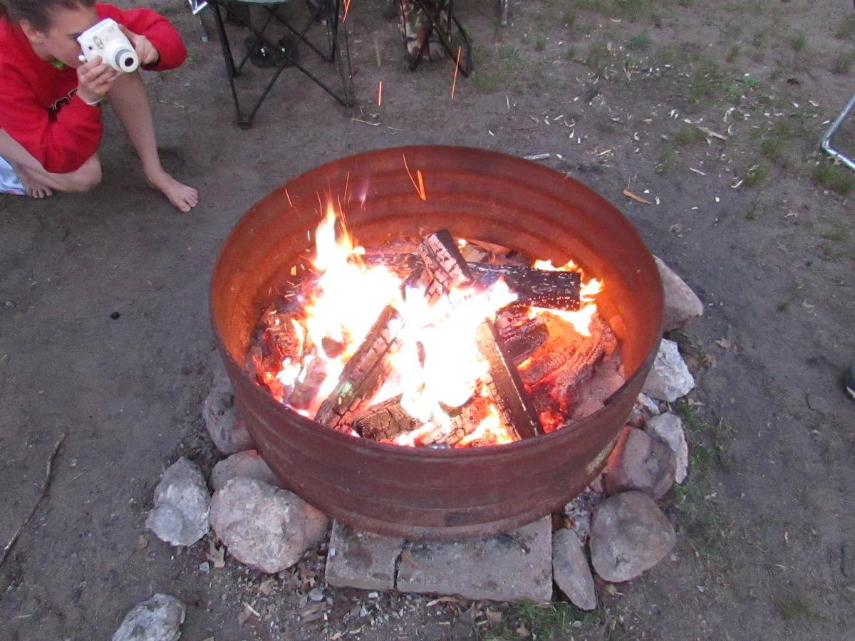 Best Bear Lodge & Campground Irons Exteriör bild